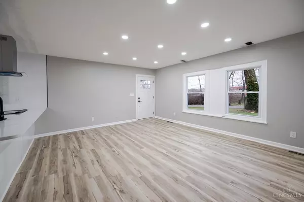 Harrison Twp, OH 45415,85 Finch St