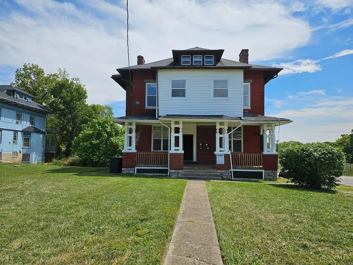 Cincinnati, OH 45229,3636 Reading Rd