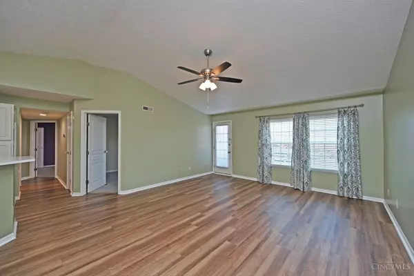 Springfield Twp., OH 45231,7927 Ramble View #305
