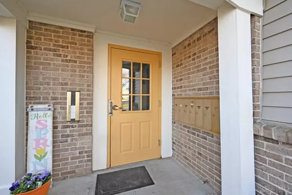 Springfield Twp., OH 45231,7927 Ramble View #305