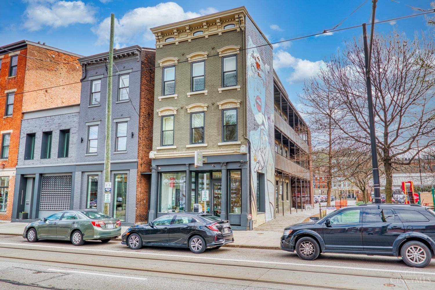 Cincinnati, OH 45202,1824 Elm St #2