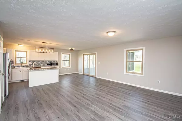 Lakengren, OH 45320,120 Saxon Cv