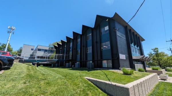 4242 Airport Rd, Cincinnati, OH 45226