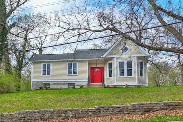 Wyoming, OH 45215,257 Compton Rd