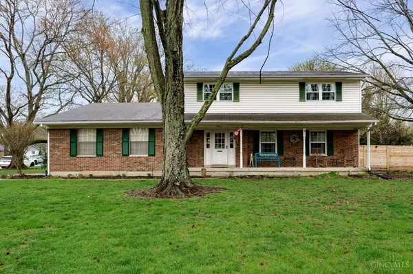 701 E Whipp Rd, Centerville, OH 45459