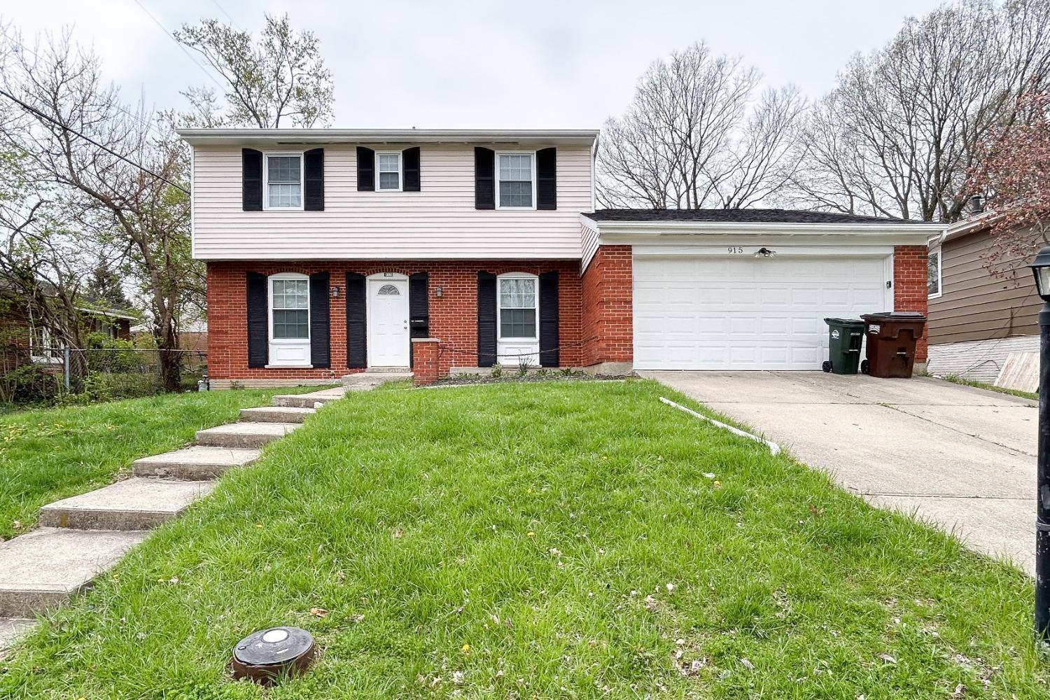 915 Smiley Ave,  Forest Park,  OH 45240