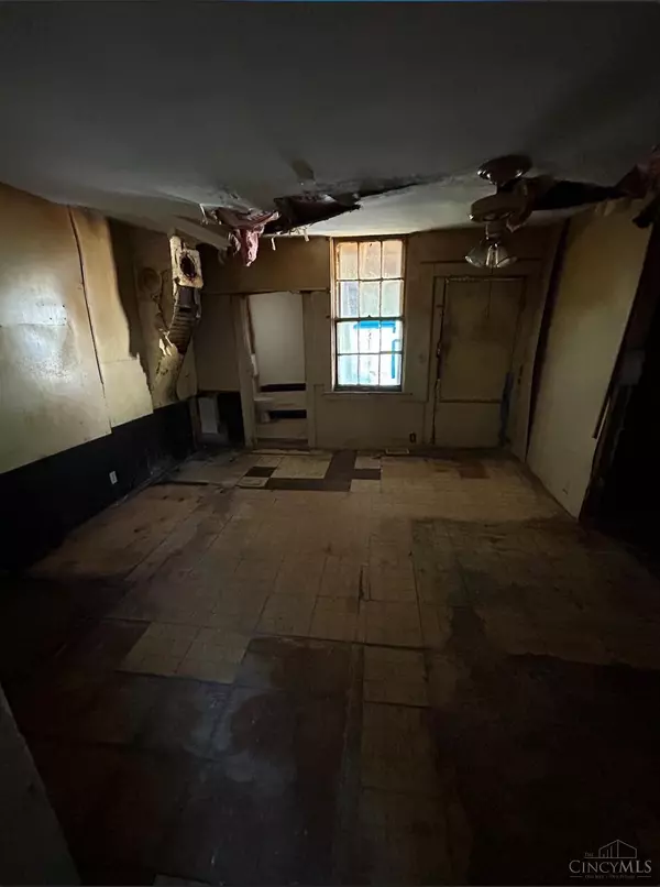 Cincinnati, OH 45214,830 Livingston St