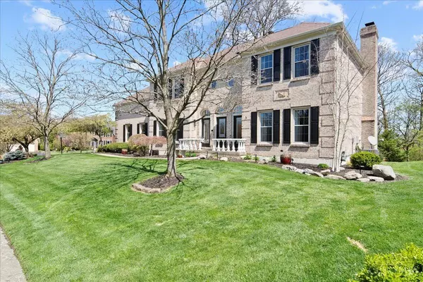 6659 Autumn Glen Dr, West Chester, OH 45069