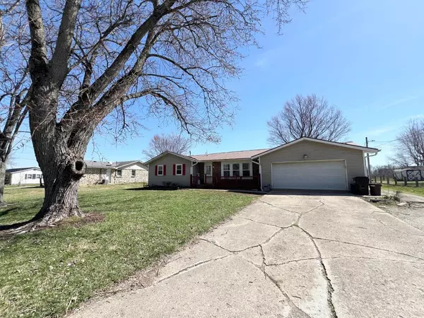 2219 E Little Bear Rd, Connersville-in, IN 47331