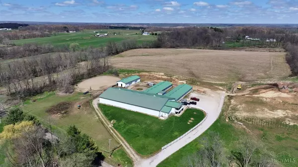 19823 Hampshire Rd, Martinsburg, OH 43080