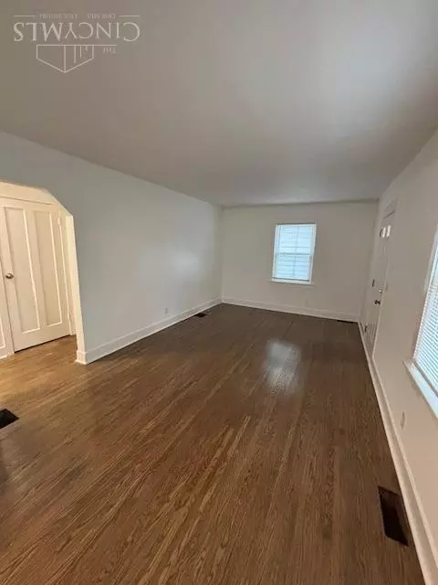 Cincinnati, OH 45227,3742 Anioton Ct