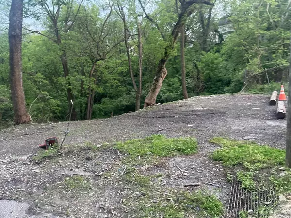 Cincinnati, OH 45211,3295 Fyffe Ave