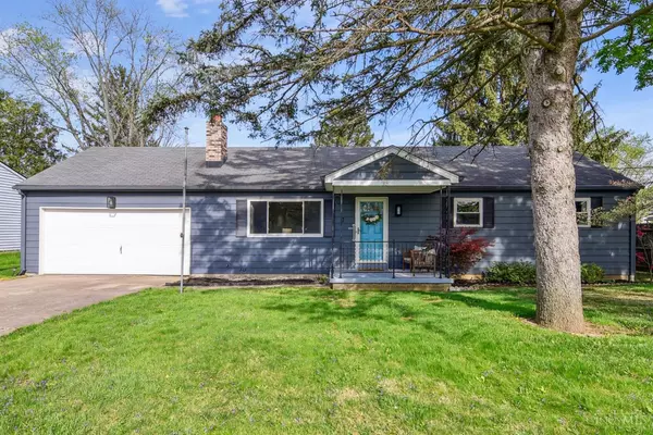 7 Arcadia Dr, Middletown, OH 45042