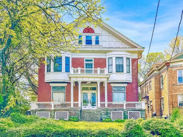 345 Mcalpin Ave, Cincinnati, OH 45220