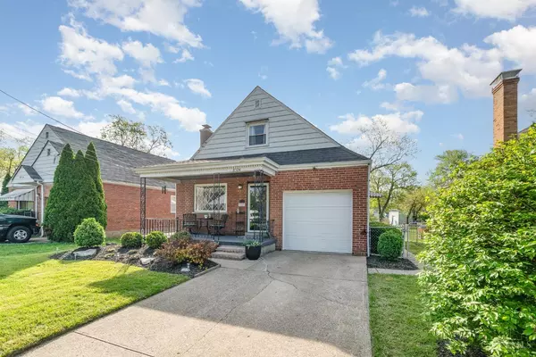 Sycamore Twp, OH 45236,8524 Plainfield Rd