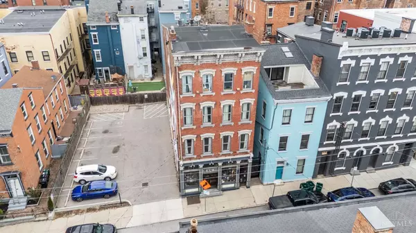 Cincinnati, OH 45202,522 E Twelfth St