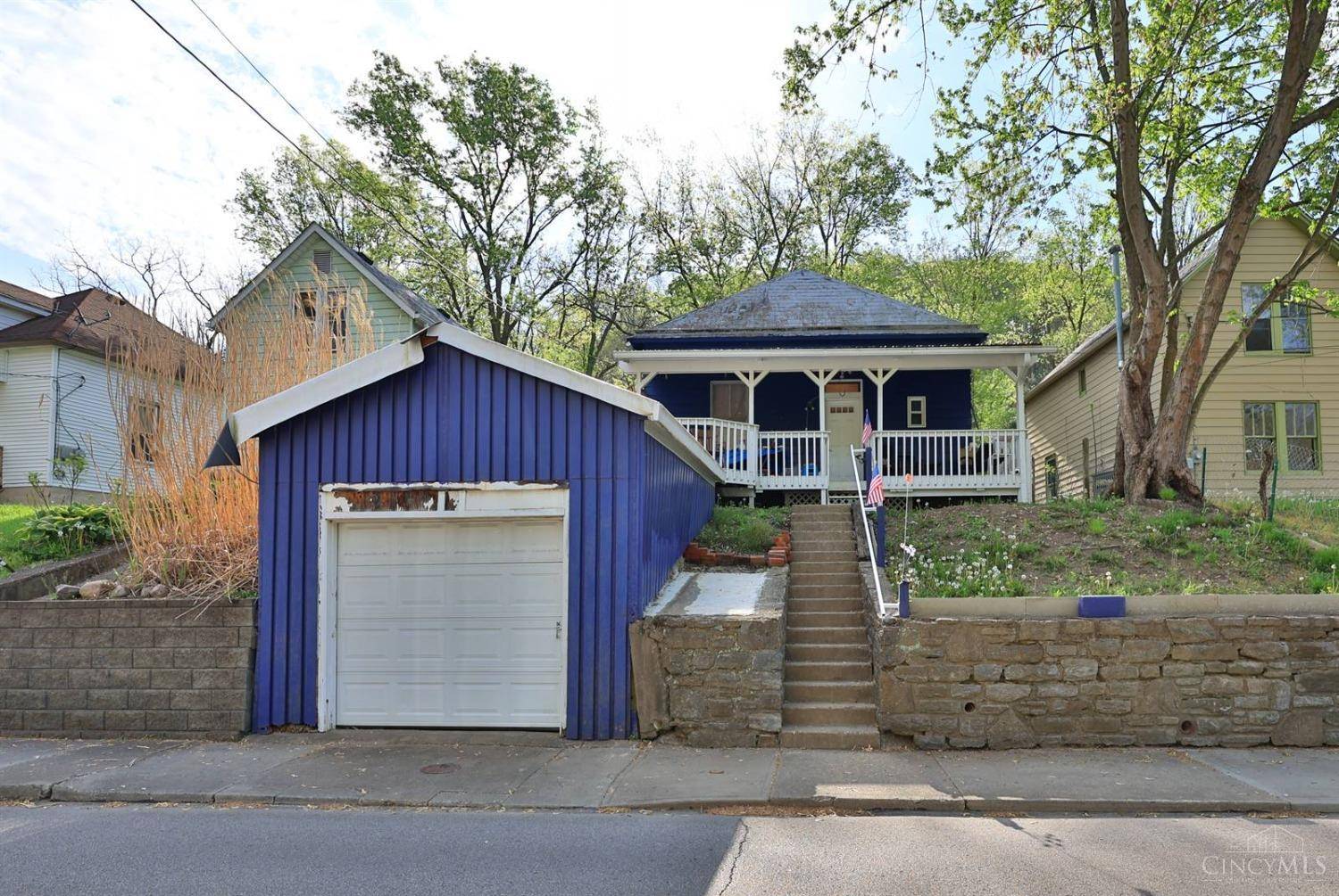 184 1st St, Addyston, OH 45001