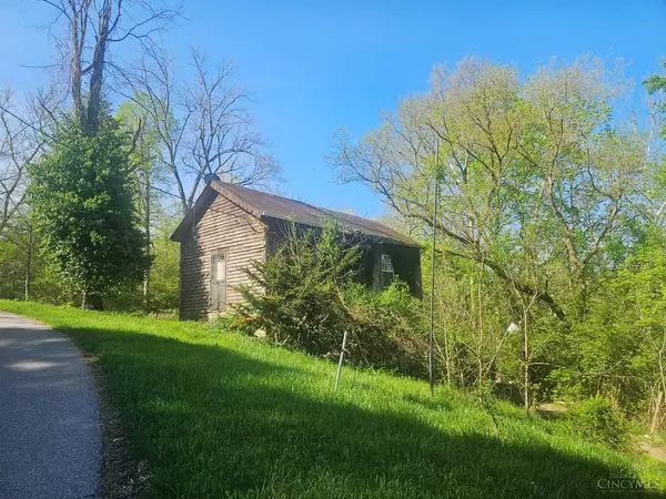 4529 Elmwood Rd, Batavia Twp, OH 45103