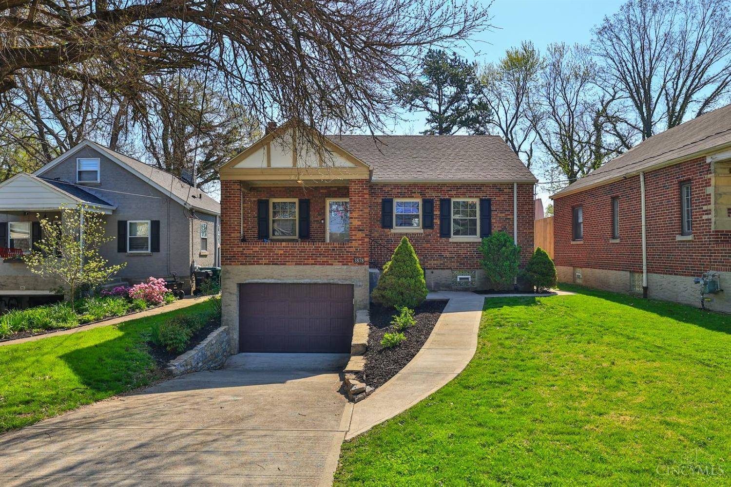 3878 Marburg Ave, Cincinnati, OH 45209