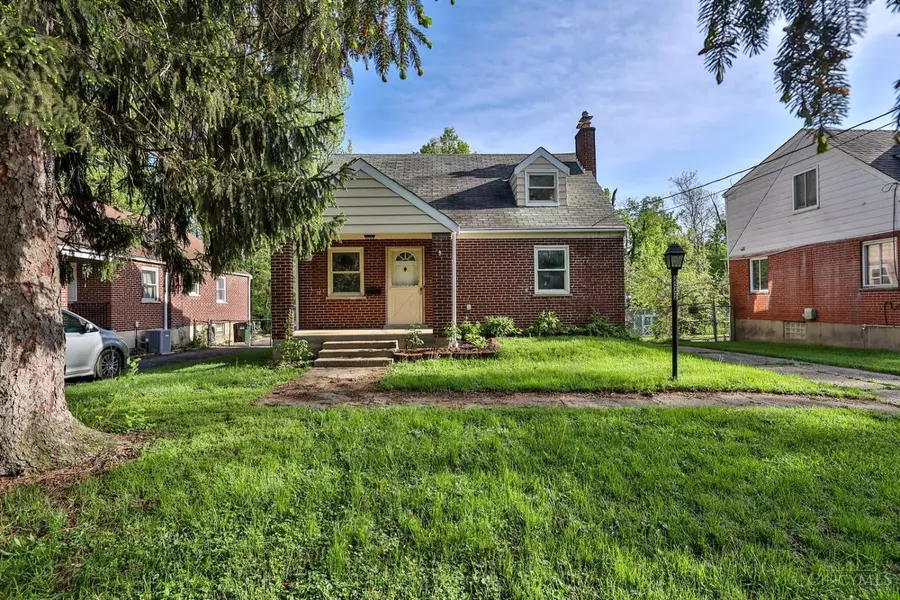 2352 Clover Crest Dr, Colerain Twp, OH 45239