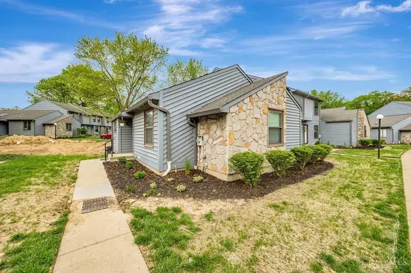 1093 Kensington Ln, Union Twp, OH 45245