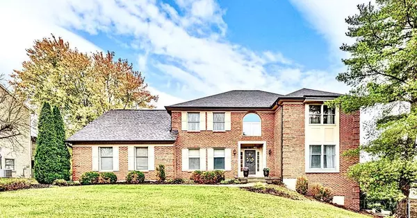 9956 Bennington Dr, West Chester, OH 45241