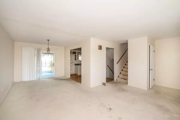 Sharonville, OH 45241,3755 Creekview Dr