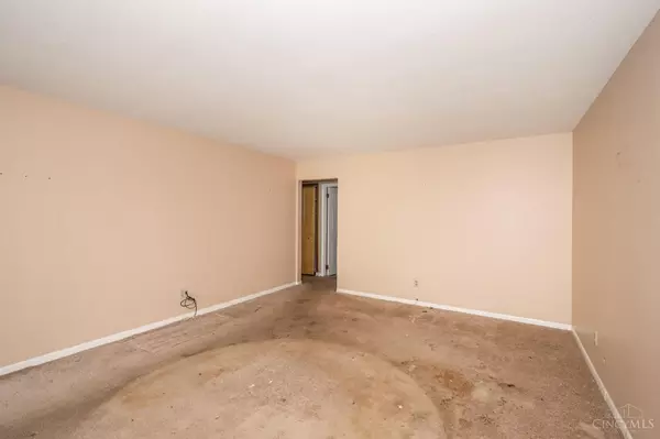 Springdale, OH 45246,156 Ruskin Dr