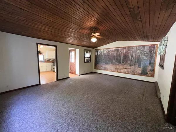 Paint Twp, OH 45133,7094 Cedar Trl