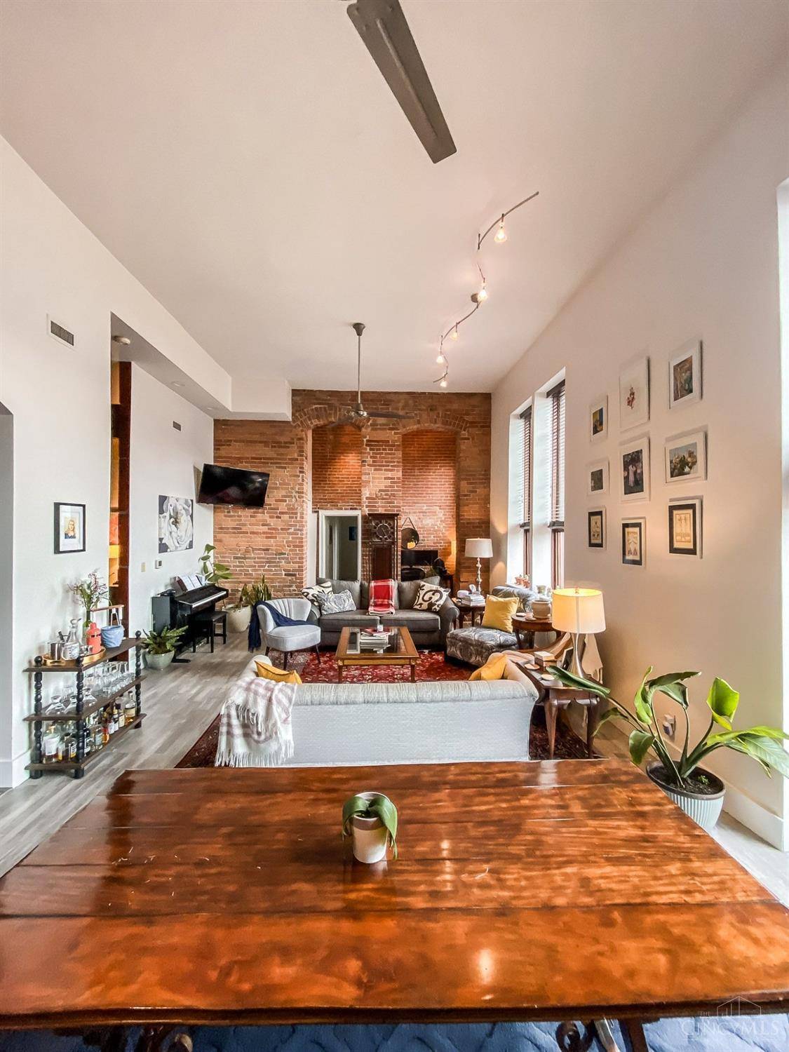Cincinnati, OH 45202,412 Liberty Hill #3C
