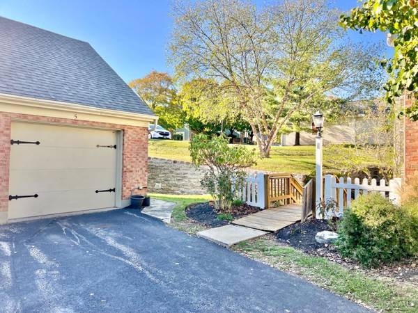 Fairfield, OH 45014,5 Devon Ct