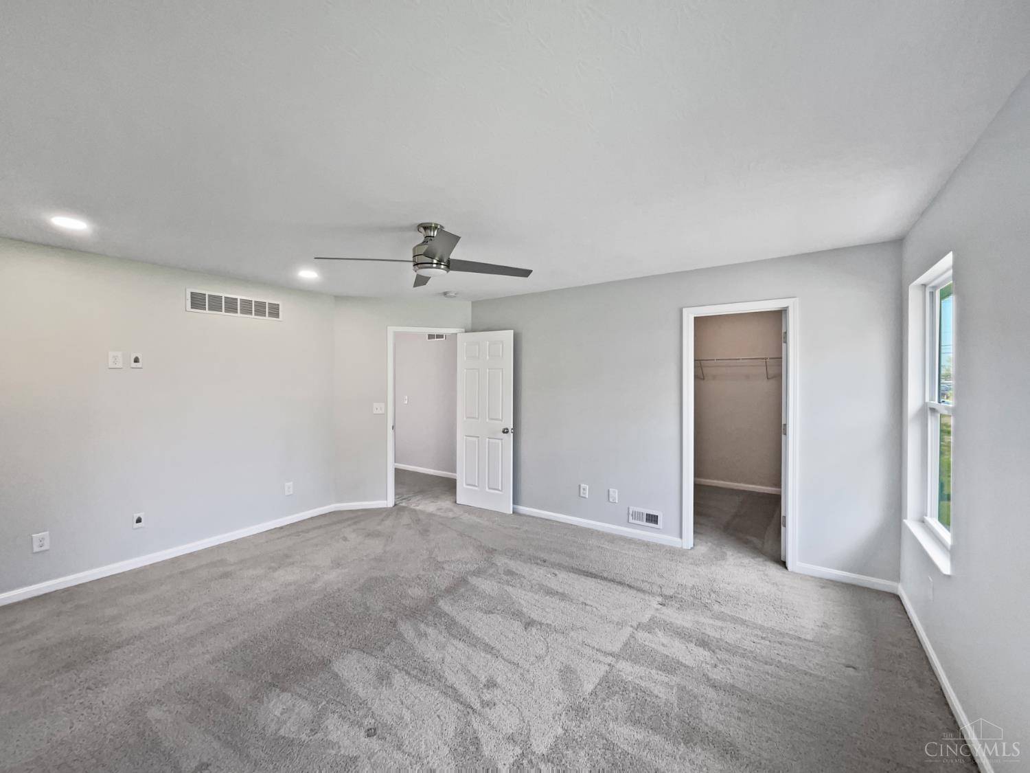 West Chester, OH 45011,9565 High Line Pl