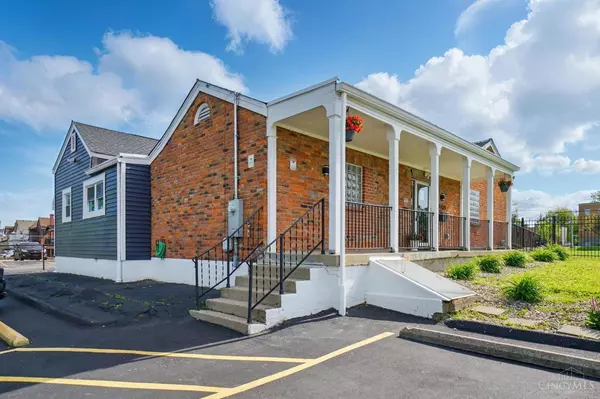 Cheviot, OH 45211,3425 Glenmore Ave