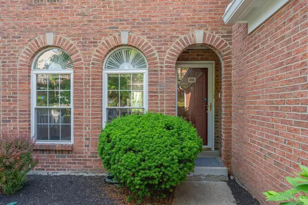 Columbia Twp, OH 45243,5580 Windridge View