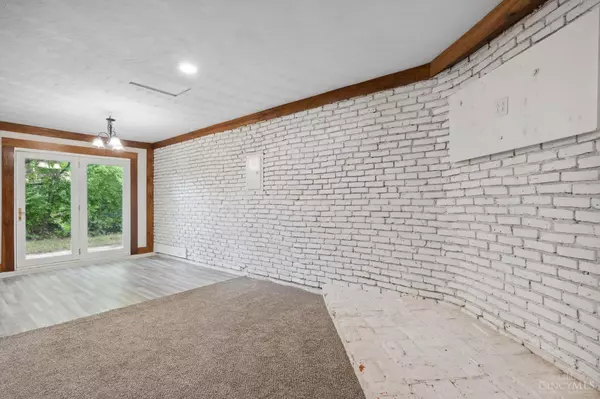 Wilmington, OH 45177,995 Linhof Rd