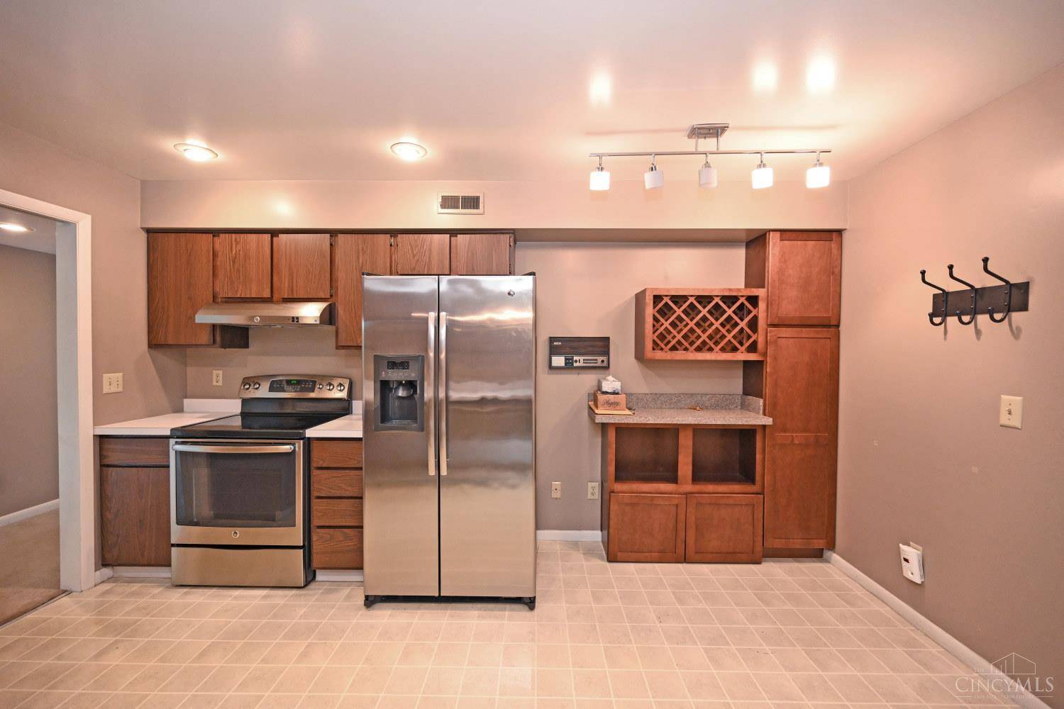 Cincinnati, OH 45208,3816 Ashworth Dr