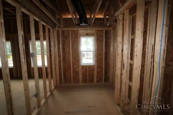 Miami Twp, OH 45150,1848 Grove Park Dr #37