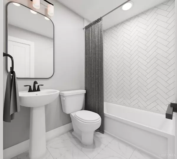 Cincinnati, OH 45227,5005 Anderson Pl #6