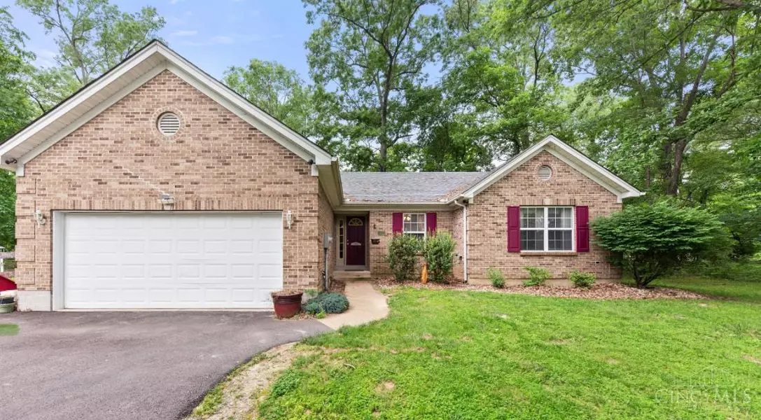 155 Cheyenne Dr, Franklin Twp, OH 45171