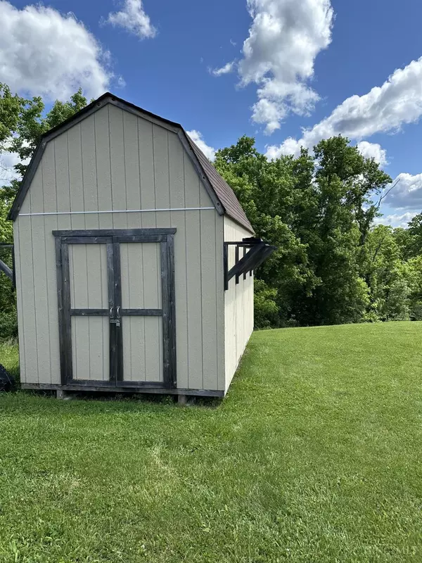 Lawrenceburg, IN 47025,21140 Stateline Rd