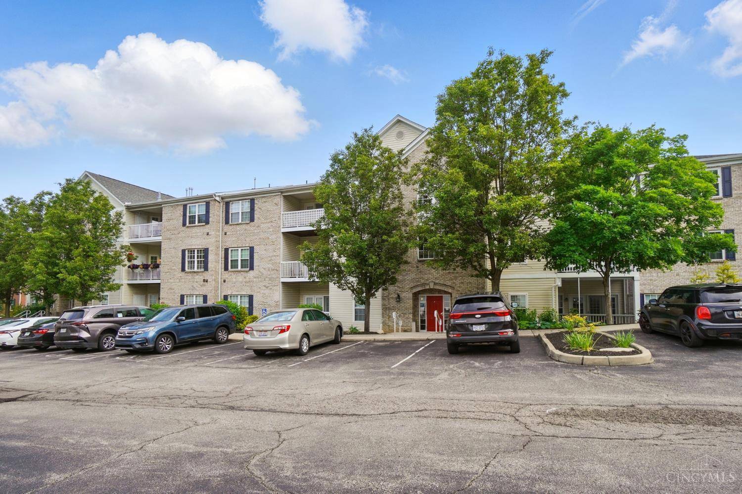 5425 Michelles Oak Ct #C, Green Twp, OH 45248