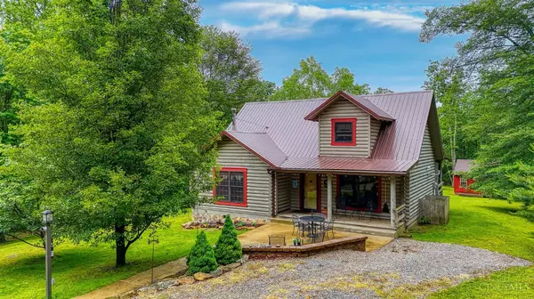 7 Whiskey Run Rd, Jackson Twp, OH 45601