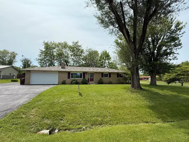 3115 Pearl Dr, Franklin Twp, OH 45005