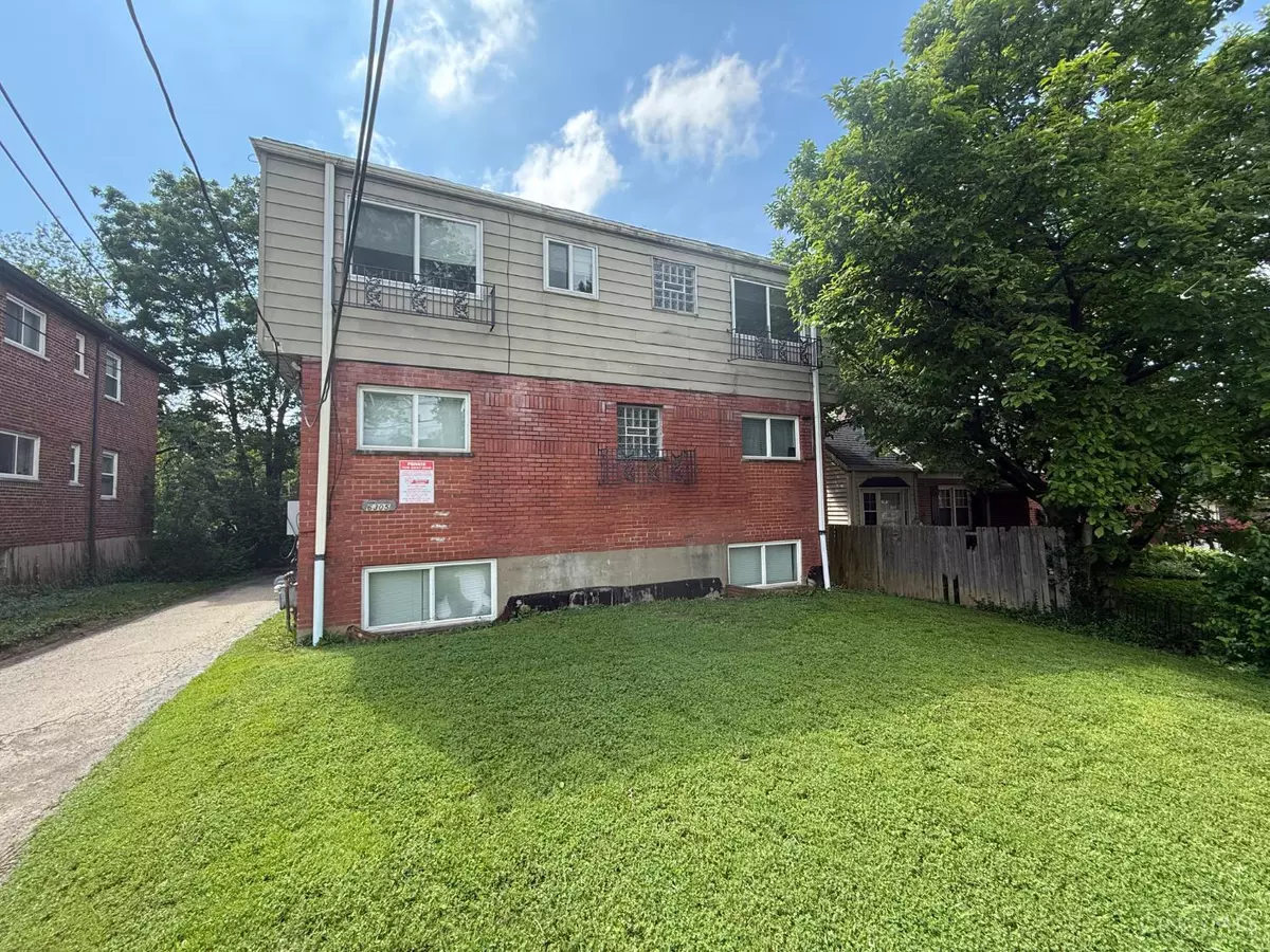 Golf Manor, OH 45237,6305 Englewood Ave