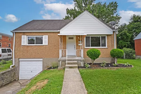 1607 Centerridge Ave, North College Hill, OH 45231
