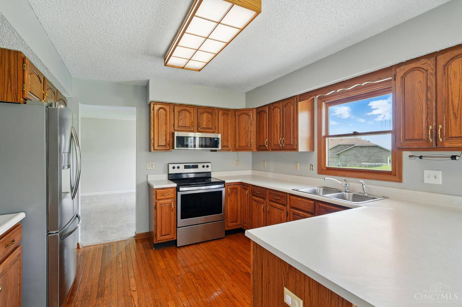 Hamilton, OH 45013,617 Orient Way