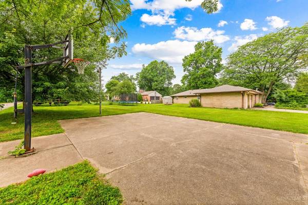 Springfield Twp., OH 45231,8684 Woodview Dr