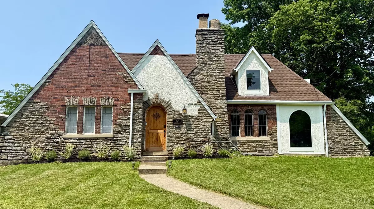 Cincinnati, OH 45227,5071 Anderson Pl