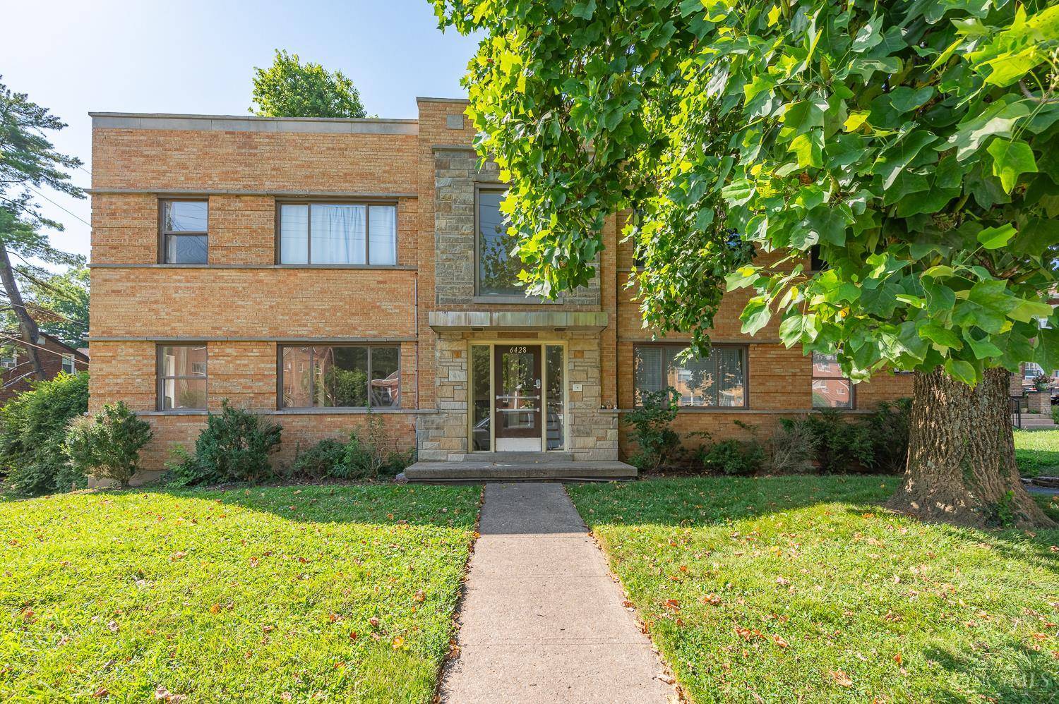6428 Montgomery Rd, Cincinnati, OH 45213