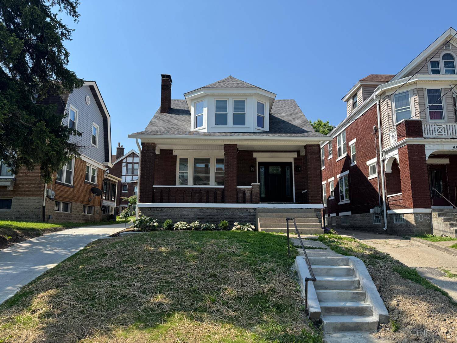 4041 W Eighth St, Cincinnati, OH 45205